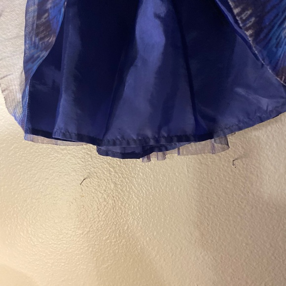 Blue tu  tu great for  Halloween 🎃 costumes size 5 /6 y - Picture 6 of 8